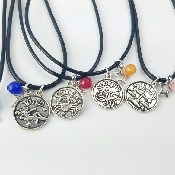 What's your sign? ZODIAC Necklace - Picture 5 of 8